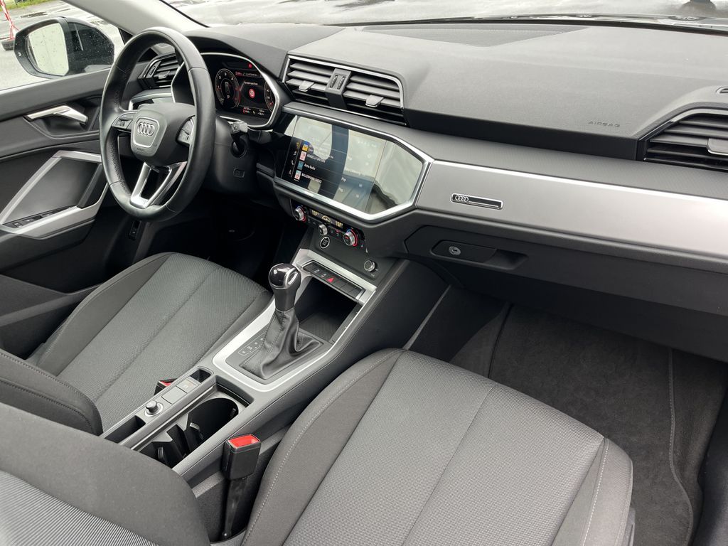 Audi Q3 35 2.0 TDI S tronic Blackline 14