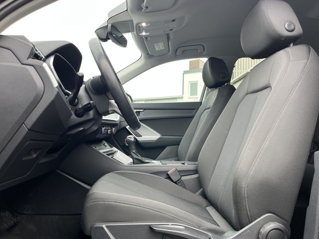 Audi Q3 35 2.0 TDI S tronic Blackline 13
