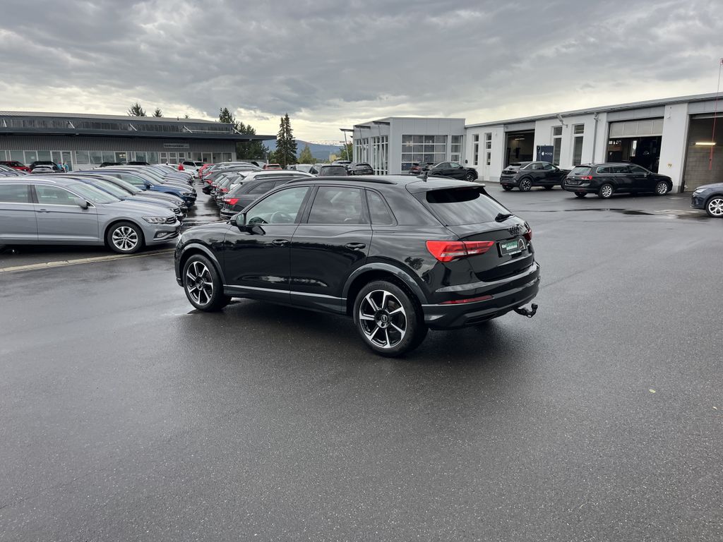 Audi Q3 35 2.0 TDI S tronic Blackline 11