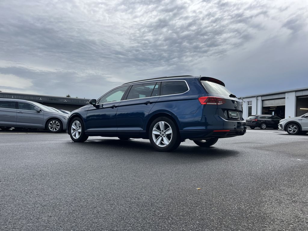 Volkswagen Passat Variant 2.0 TDI DSG 4Mo Business 1,99% Fi 10