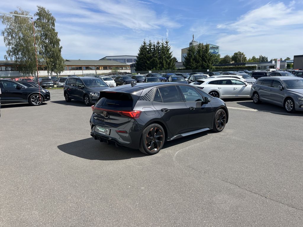 Cupra Born 7
