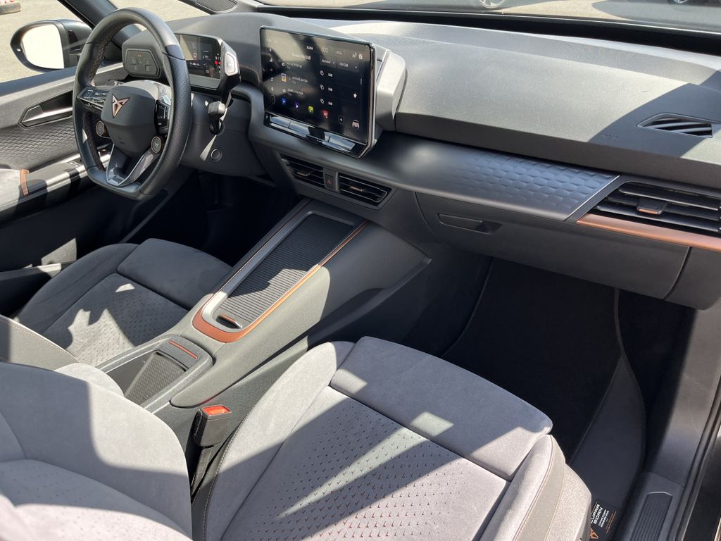 Cupra Born 13