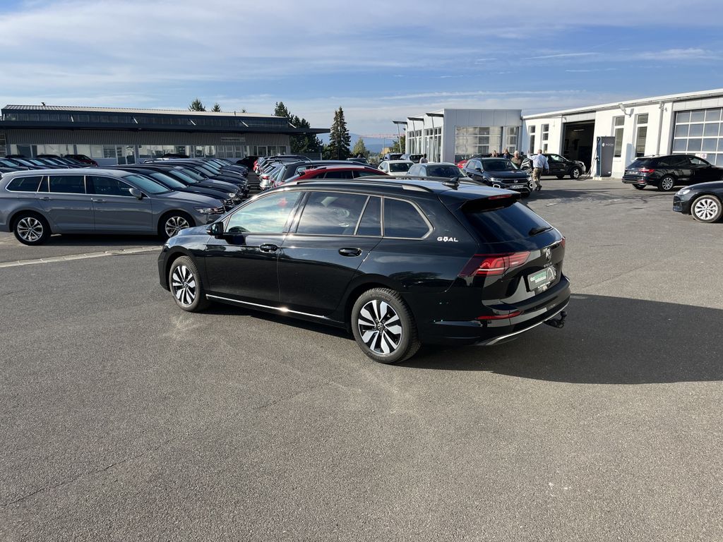 Volkswagen Golf Variant 1.5 TSI Life GOAL 11