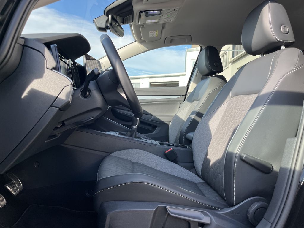 Volkswagen Golf Variant 1.5 TSI Life GOAL 13