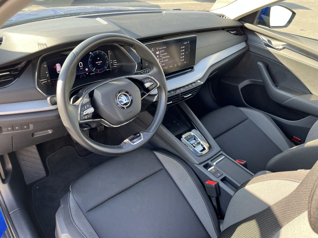 Skoda Octavia Combi 2.0 TDI DSG Tour 11