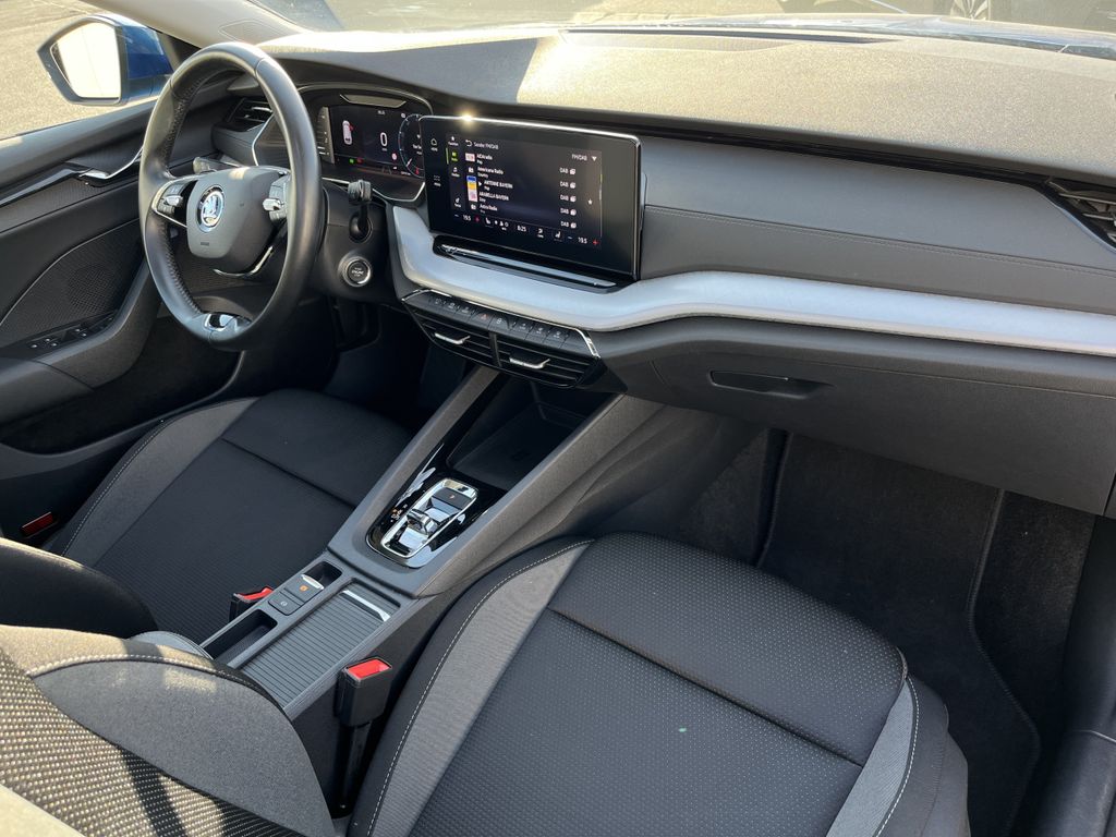 Skoda Octavia Combi 2.0 TDI DSG Tour 13