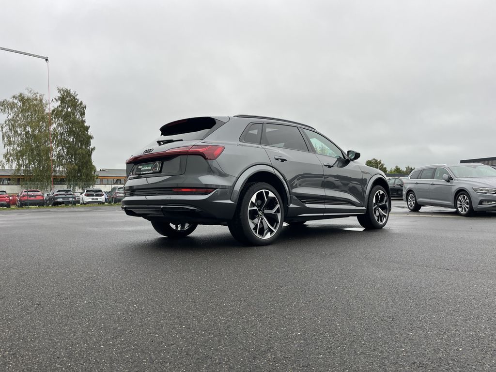 Audi e-tron quattro S 7