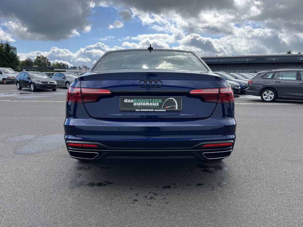 Audi A4 40 2.0 TDI S tronic Blackline S-Line Optik 16 9