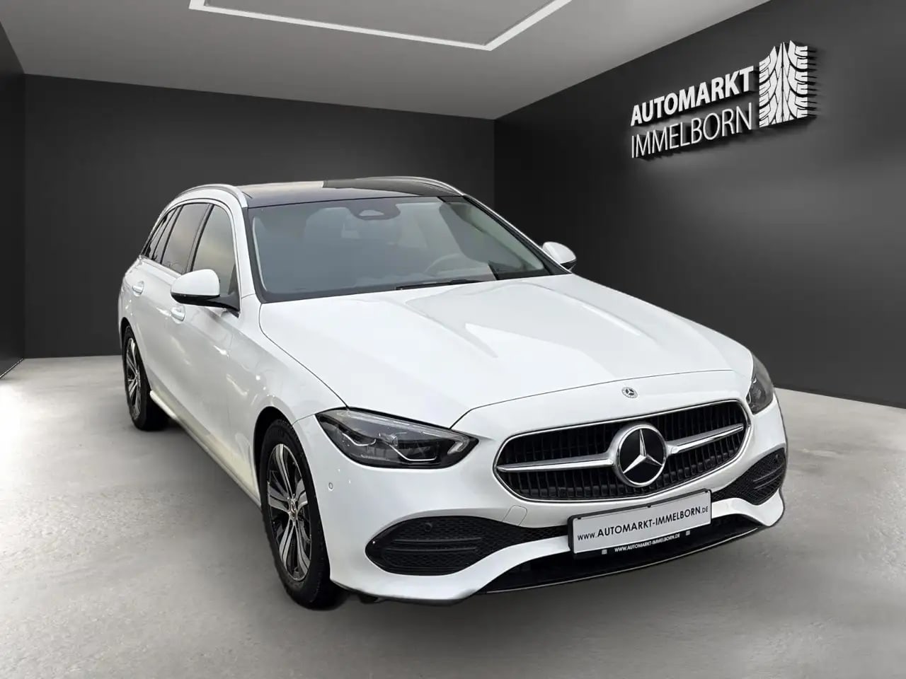 Mercedes-Benz C 180 T Pano*Leder*AHK*Kamera*TW*LedHigh*Memory 8