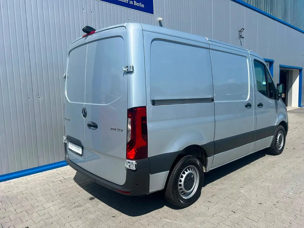 Mercedes-Benz Sprinter 314 AUTOMATIK NAVI TOTWINKEL KAMERA LED 7