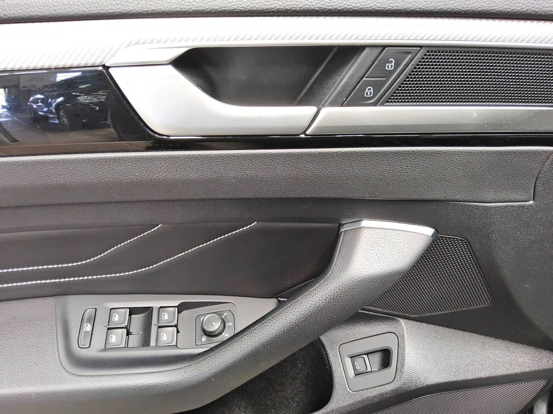 Volkswagen Arteon SB 2.0 TSI R-Line Navi Matrix AID AHK 10