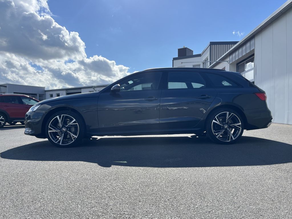 Audi A4 Avant 40 2.0 TDI S tronic quattro Blackline S 2