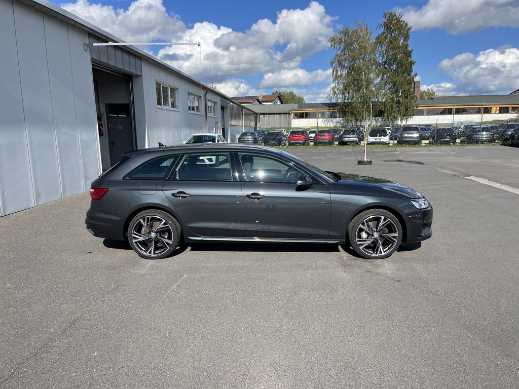 Audi A4 Avant 40 2.0 TDI S tronic quattro Blackline S 6