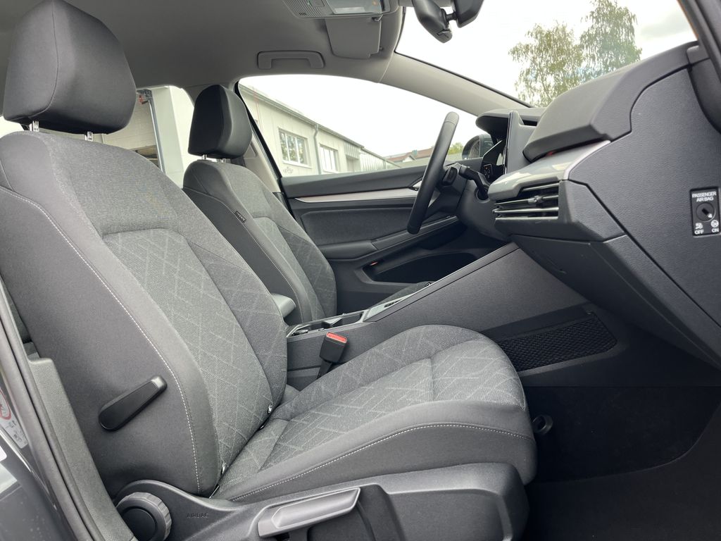 Volkswagen Golf Variant 2.0 TDI DSG Life 15