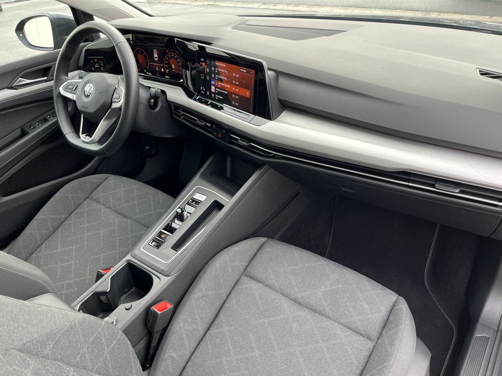 Volkswagen Golf Variant 2.0 TDI DSG Life 14