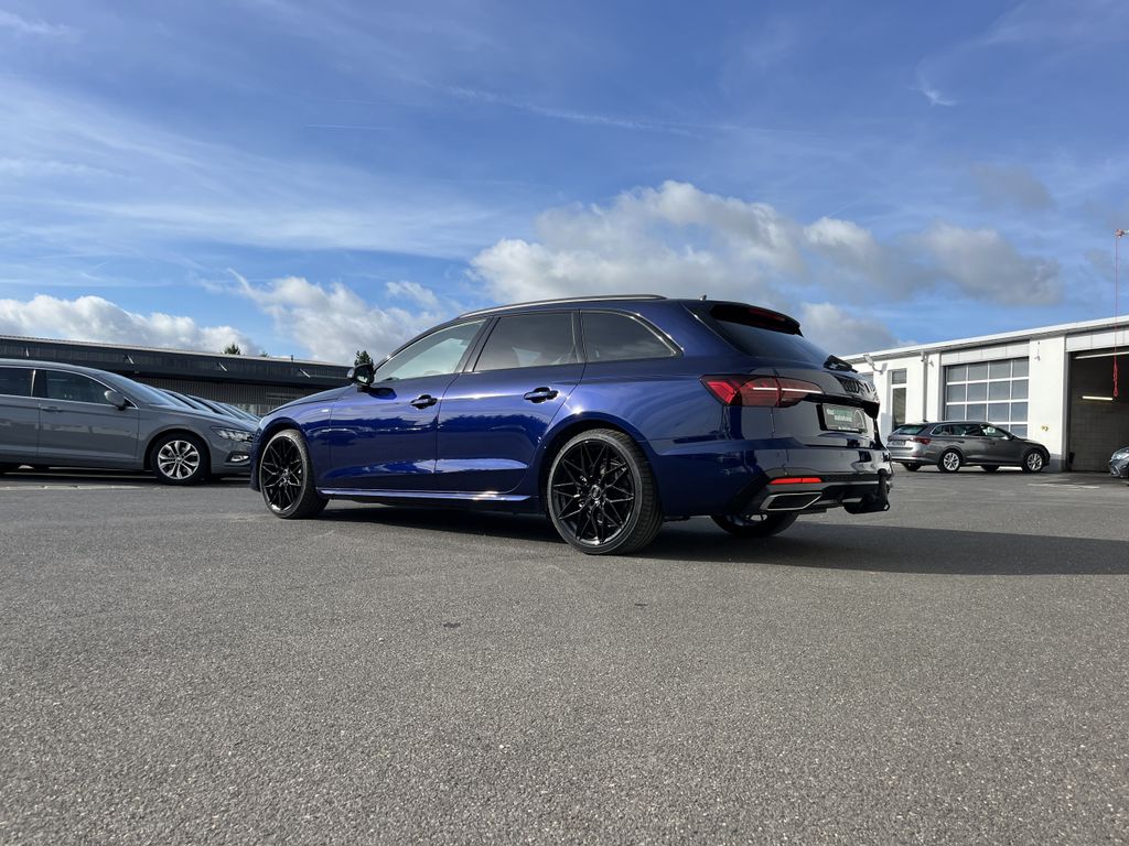 Audi A4 Avant 40 2.0 TFSI quattro S tronic S line 219 10