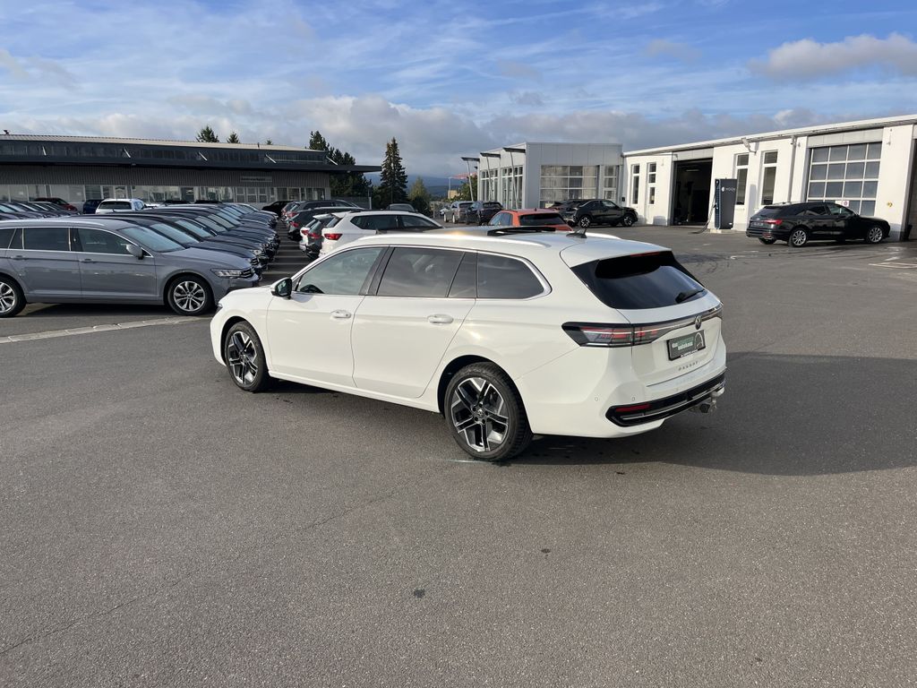 Volkswagen Passat Variant 2.0 TDI DSG Elegance 10