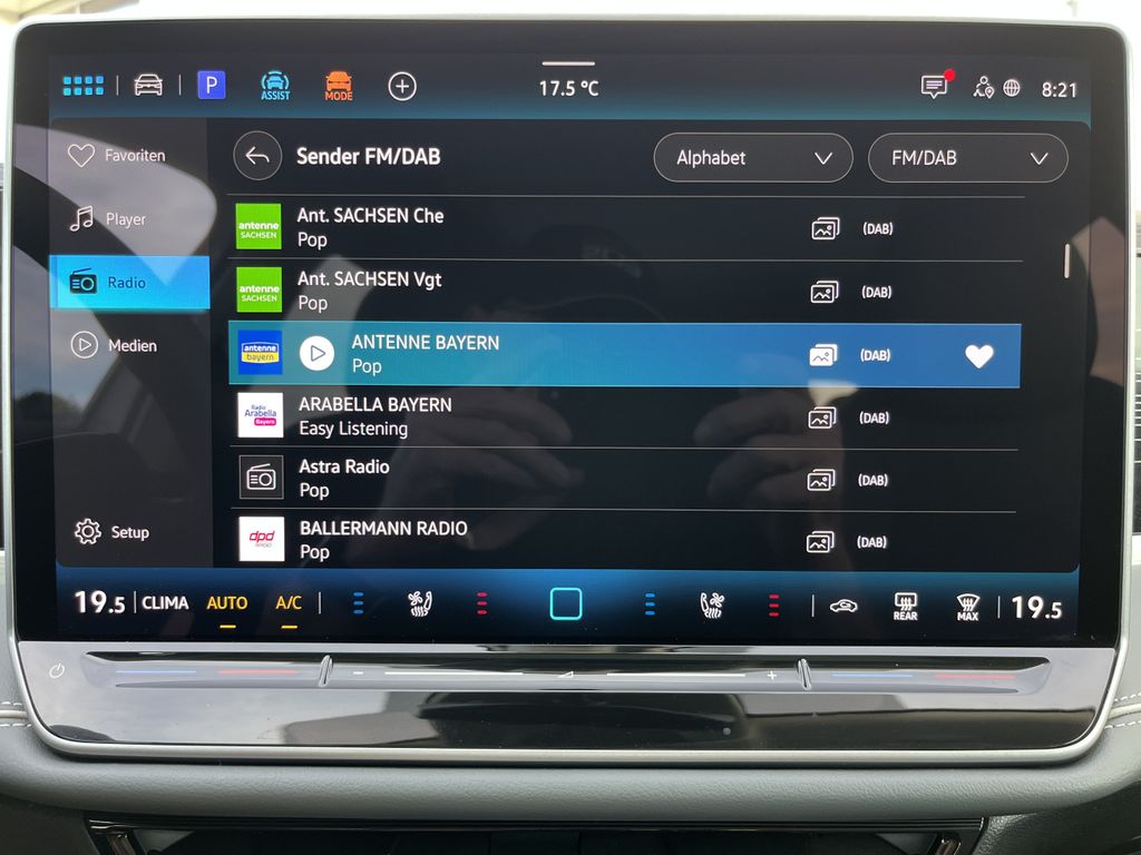 Volkswagen Passat Variant 2.0 TDI DSG Elegance 18