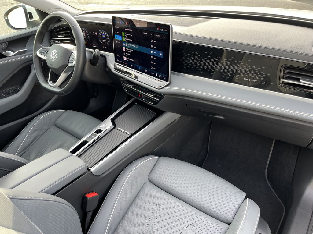Volkswagen Passat Variant 2.0 TDI DSG Elegance 13