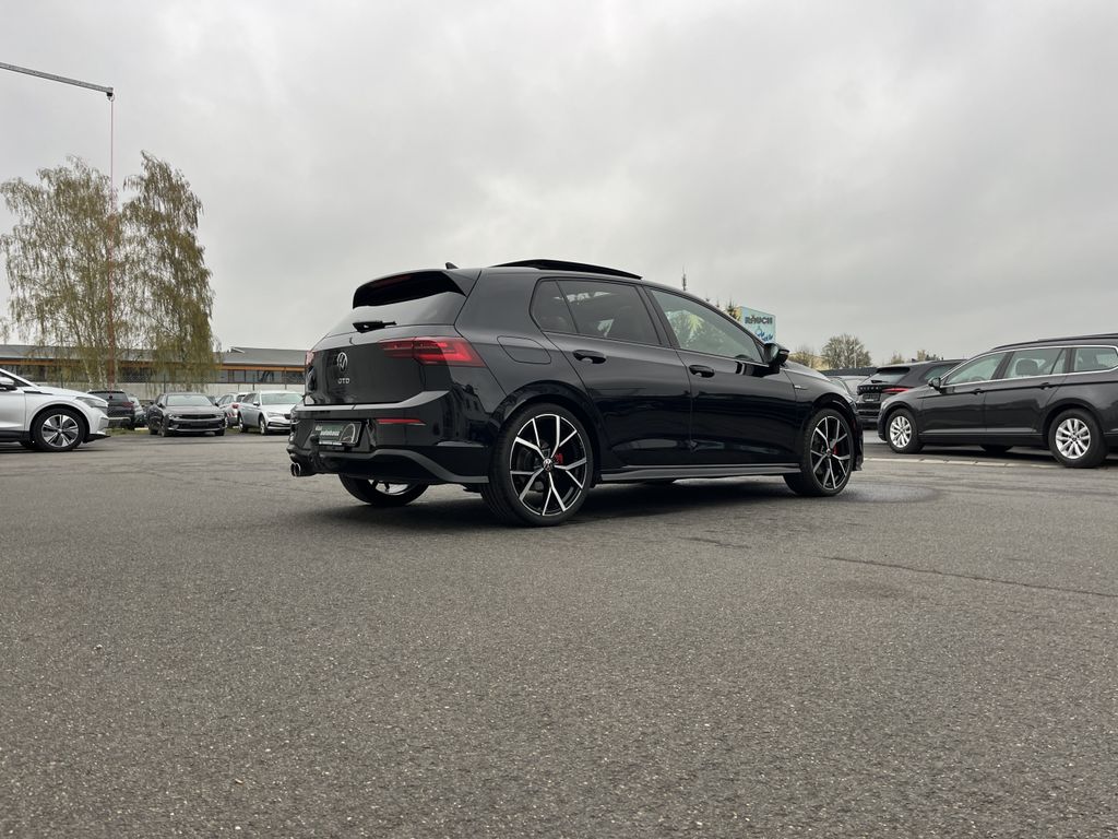 Volkswagen Golf GTD 2.0 TDI DSG 6