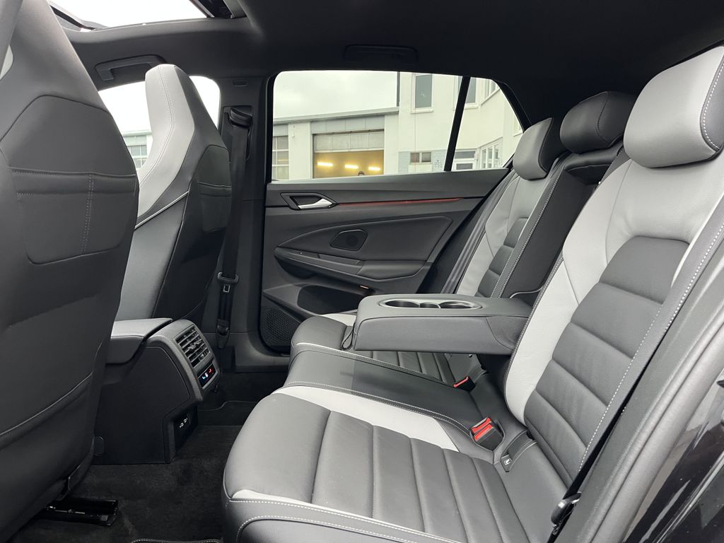 Volkswagen Golf GTD 2.0 TDI DSG 15
