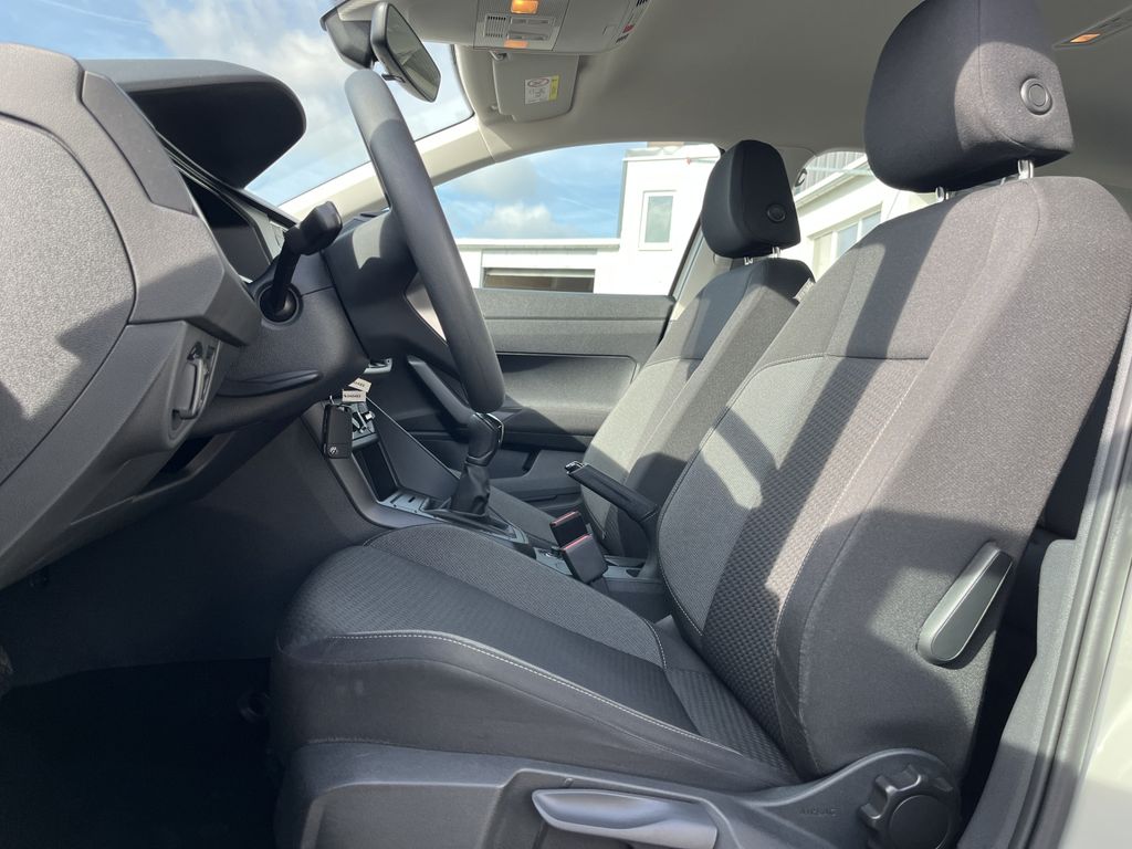 Volkswagen Taigo 1.0 TSI 13