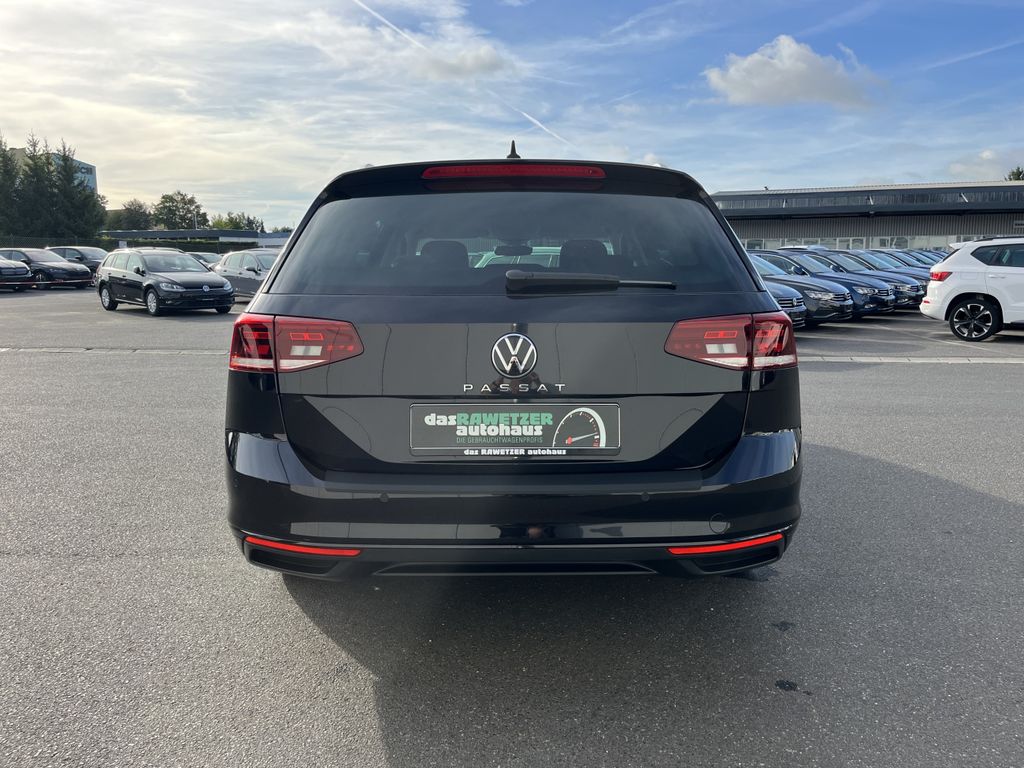 Volkswagen Passat Variant 2.0 TDI DSG Business 9