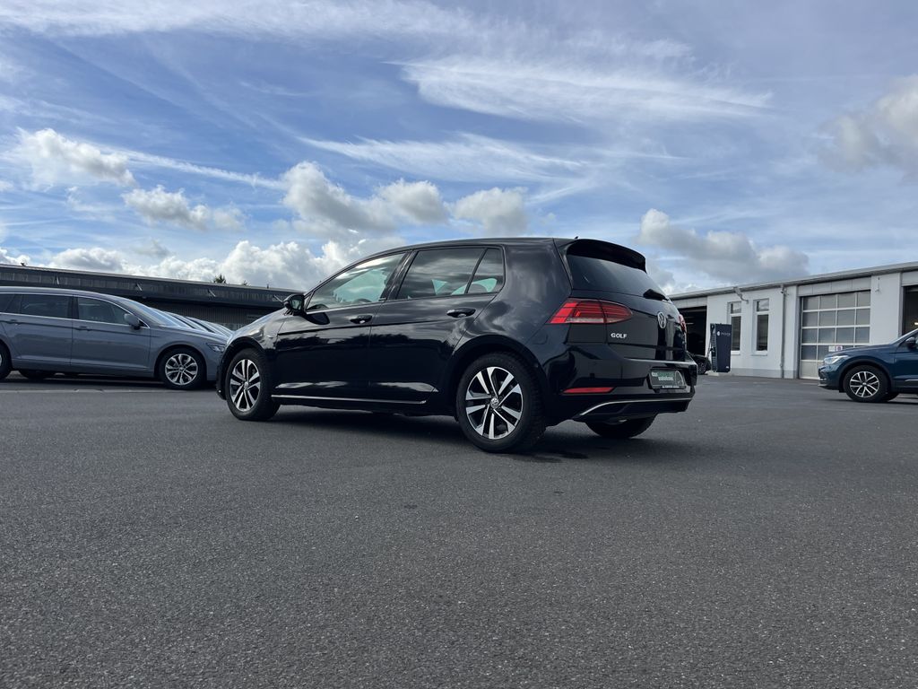 Volkswagen Golf 1.5 TSI IQ.Drive 9