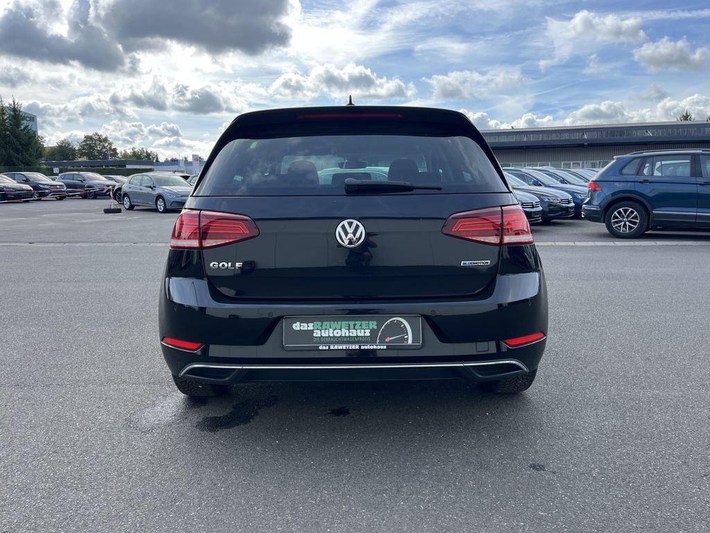 Volkswagen Golf 1.5 TSI IQ.Drive 8