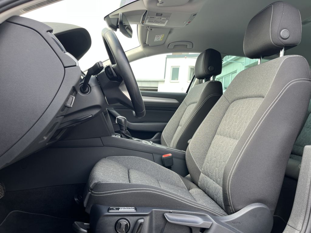 Volkswagen Passat Variant 2.0 TDI DSG R-Line Optik 1,99% Fi 13
