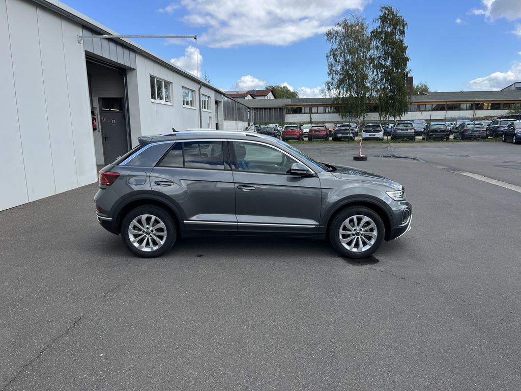 Volkswagen T-Roc 1.5 TSI DSG Style 6