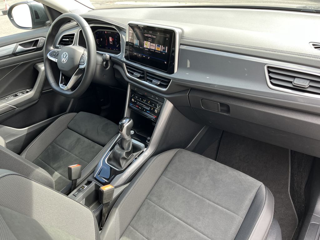 Volkswagen T-Roc 1.5 TSI DSG Style 14