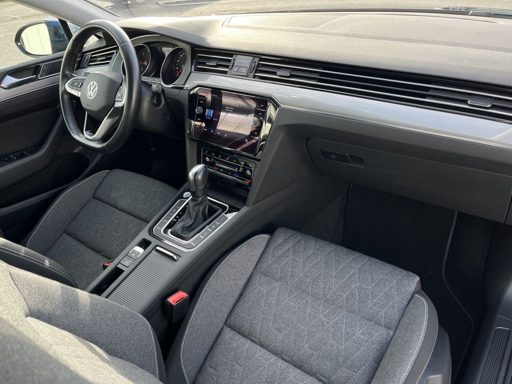 Volkswagen Passat Variant 2.0 TDI DSG Business 13