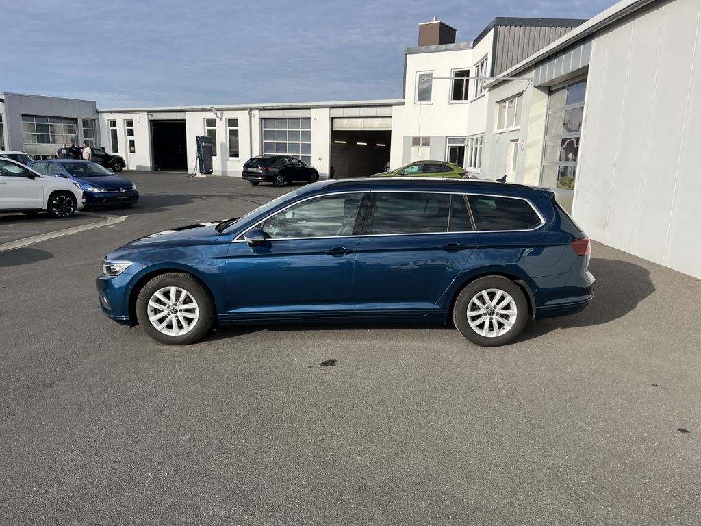 Volkswagen Passat Variant 2.0 TDI DSG Business 3