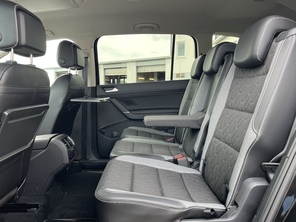 Volkswagen Touran 2.0 TDI DSG Comfortline GOAL 17