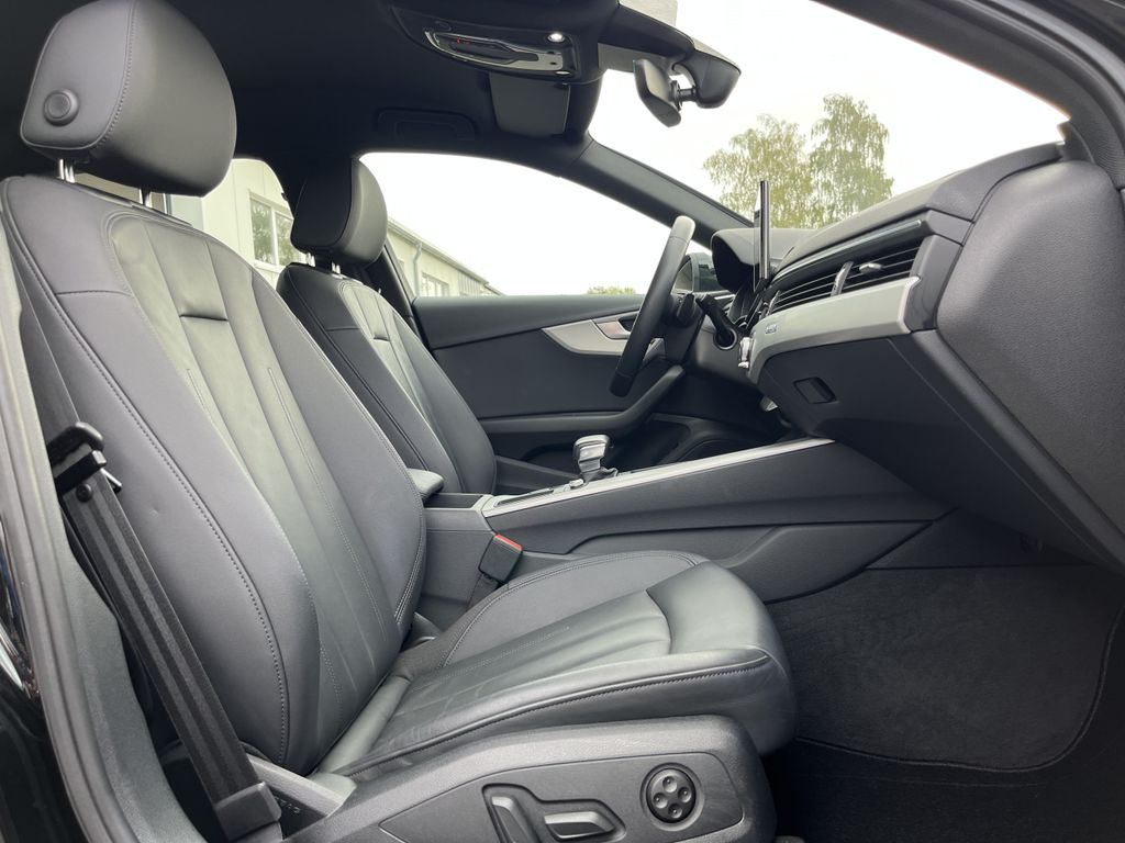 Audi A4 Avant 40 2.0 TDI quattro S tronic Blackline S 15