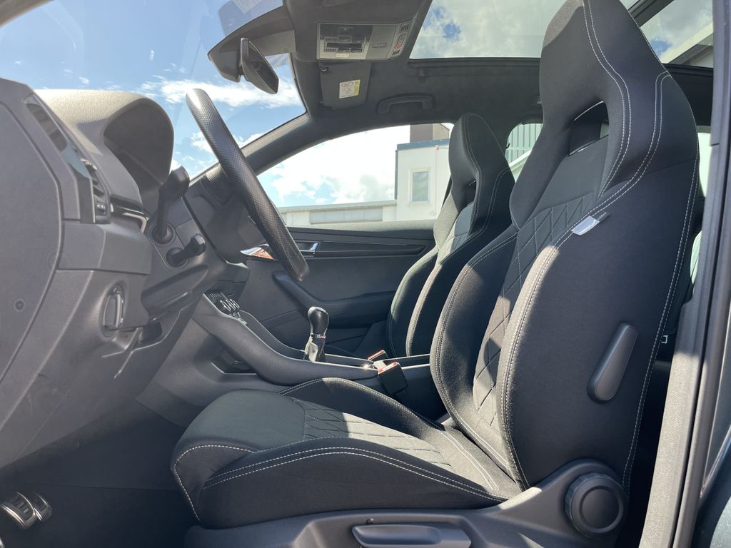 Skoda Karoq 1.5 TSI Sportline 12