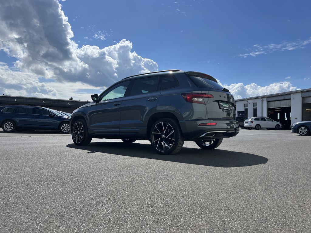 Skoda Karoq 1.5 TSI Sportline 9