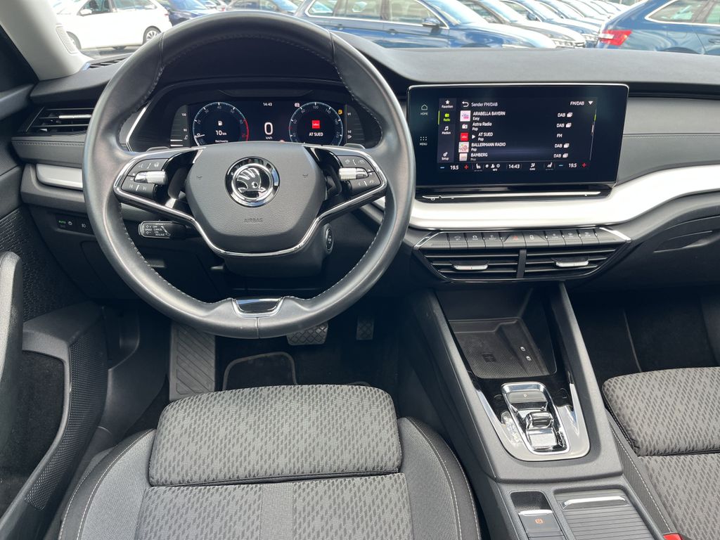 Skoda Octavia Combi 1.5 TSI DSG Clever 16