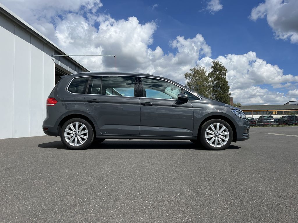 Volkswagen Touran 1.5 TSI Highline 4