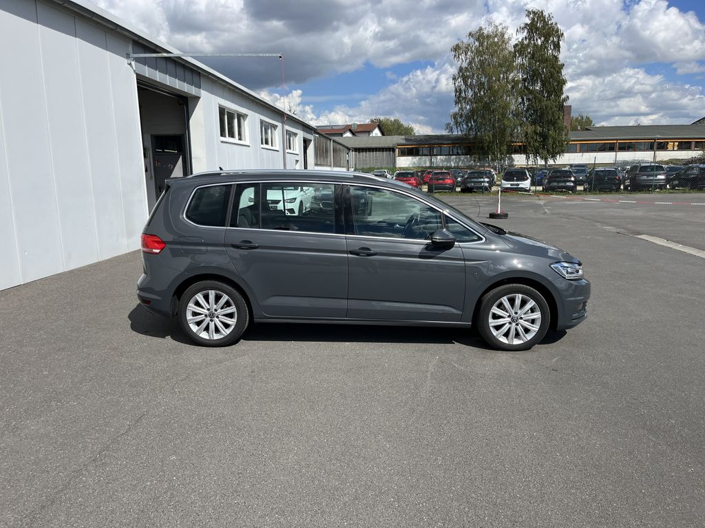 Volkswagen Touran 1.5 TSI Highline 5