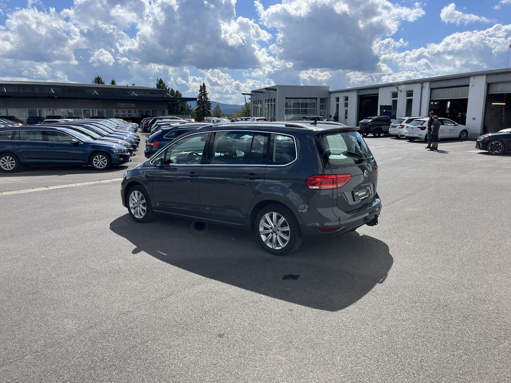Volkswagen Touran 1.5 TSI Highline 10