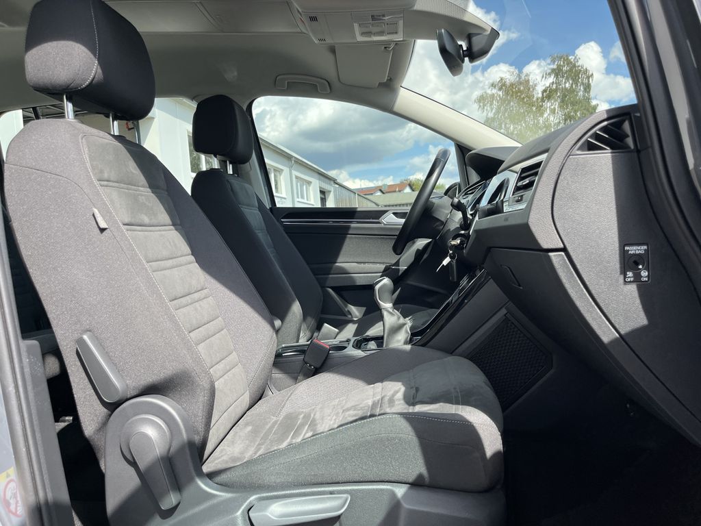Volkswagen Touran 1.5 TSI Highline 14