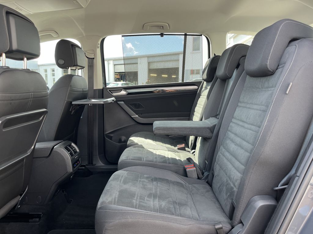 Volkswagen Touran 1.5 TSI Highline 16