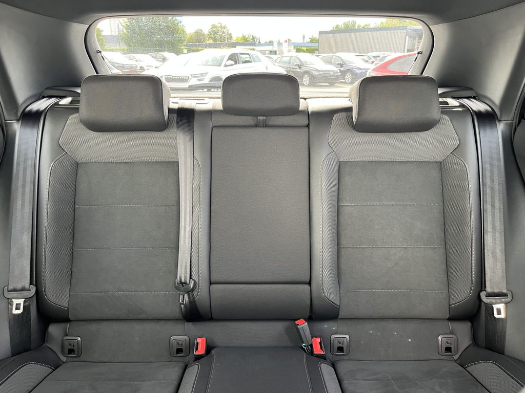 Volkswagen T-Roc 2.0 TSI DSG 4Mo R-Line 18