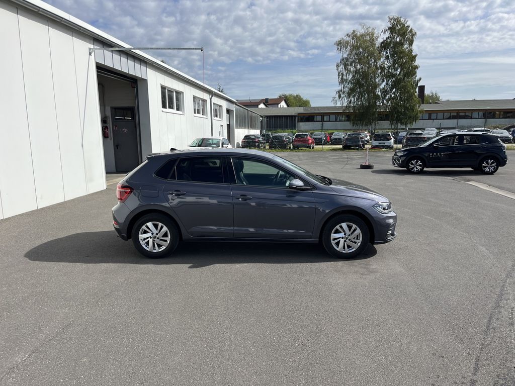 Volkswagen Polo 1.0 TSI DSG Style 6