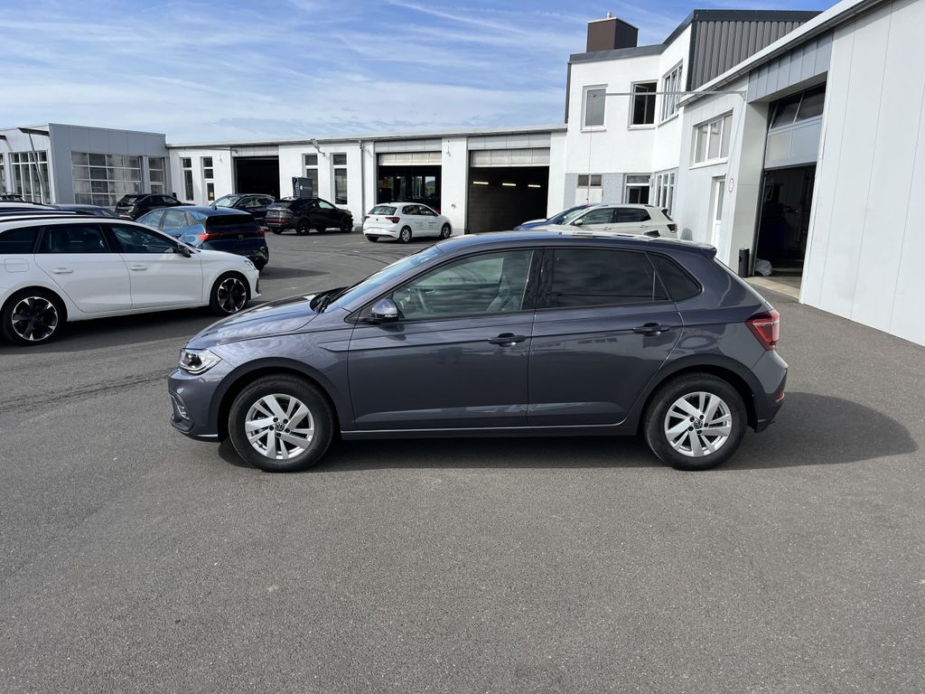 Volkswagen Polo 1.0 TSI DSG Style 3