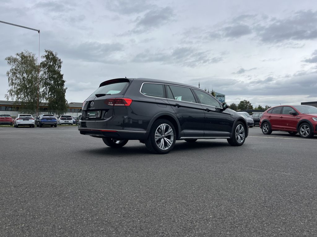 Volkswagen Passat Alltrack 2.0 TDI DSG 4Mo 7