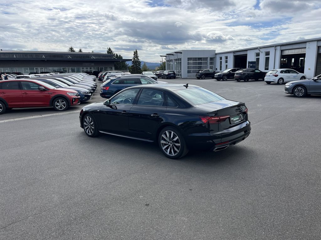 Audi A4 40 2.0 TDI quattro S tronic S line 11