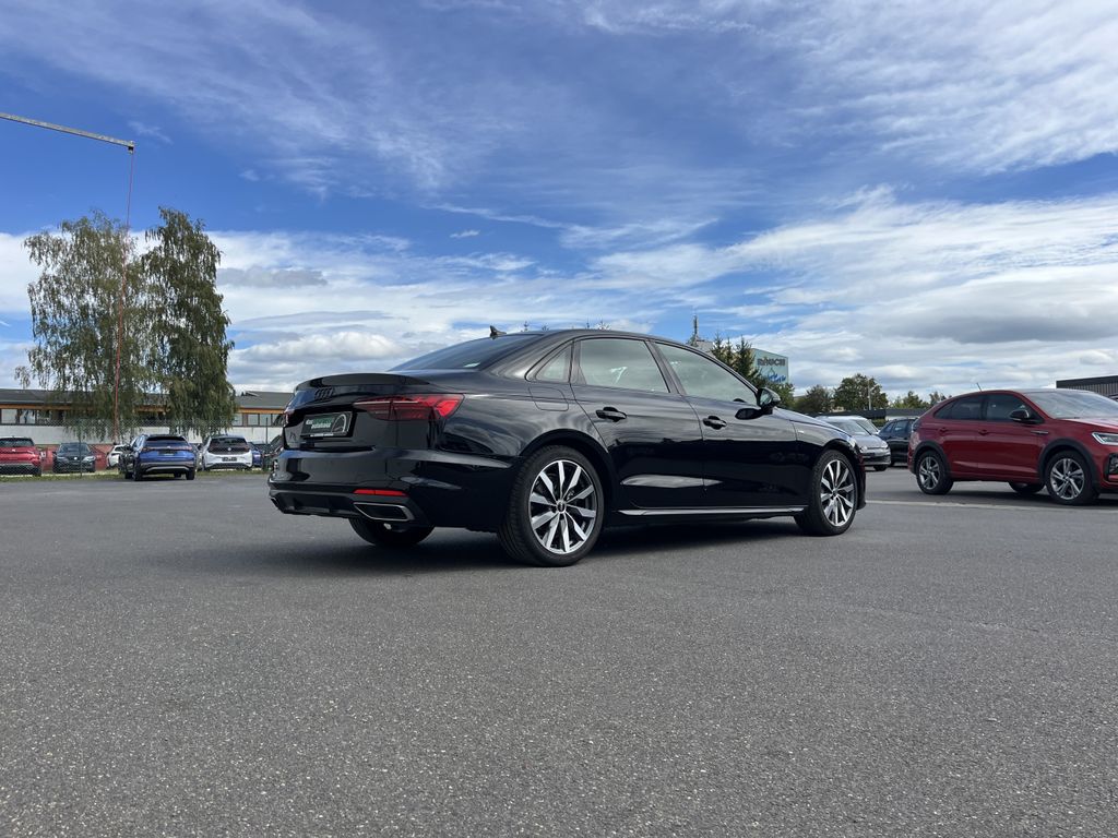 Audi A4 40 2.0 TDI quattro S tronic S line 7